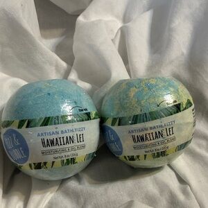 2 Fizz and bubble artesian bath fizzy Hawaiian lei scented bath bomb